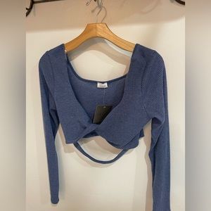 NWT Le Liz boutique stretchy crop top and back strap size large